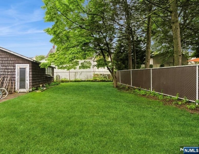 149 Springfield Ave, Rutherford, NJ 07070 - view of fenced backyard