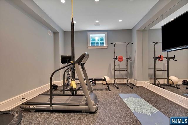 393 Anderson Ave, Alpine, NJ 07620