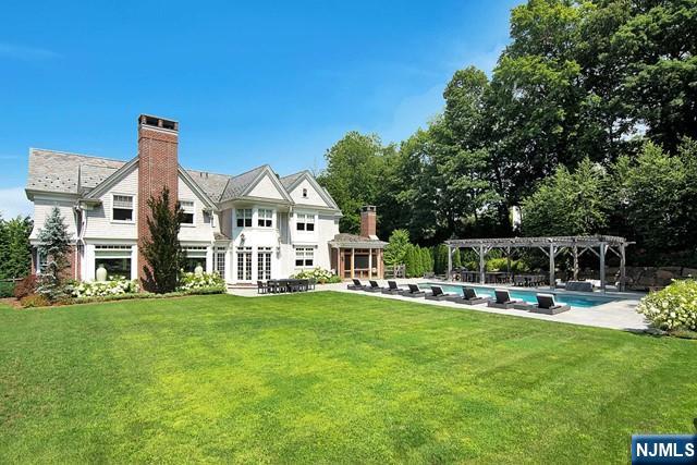 393 Anderson Ave, Alpine, NJ 07620
