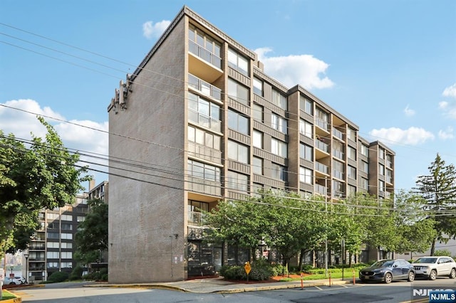 9060 Palisade Ave Unit 511, North Bergen, NJ 07047 - view of apartment building / complex