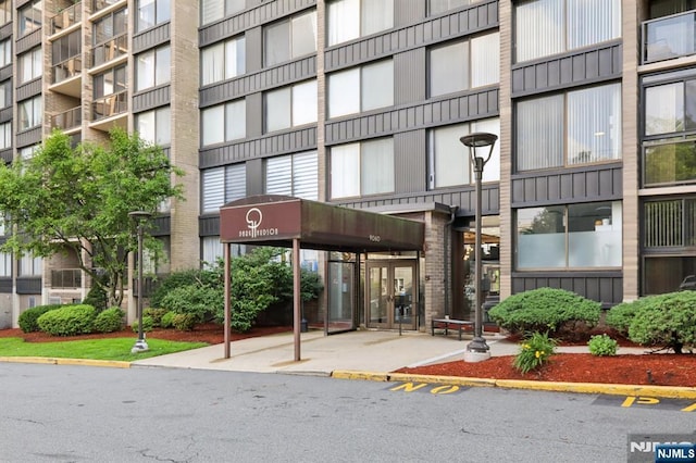 9060 Palisade Ave Unit 511, North Bergen, NJ 07047 - view of apartment building / complex