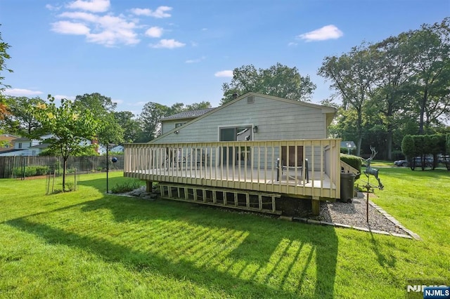 16 Murray Rd, Montvale, NJ 07645 - rear view of house featuring a deck