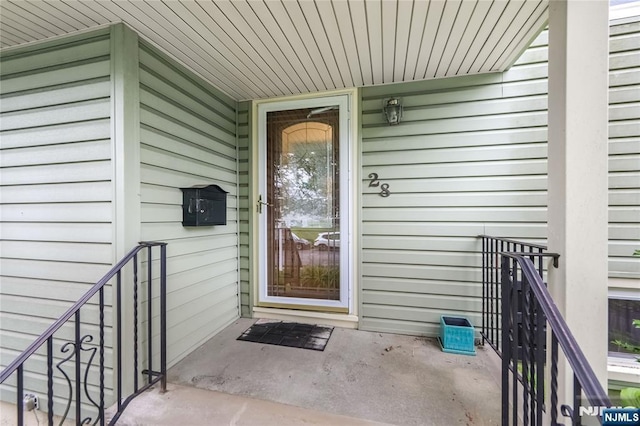 28 Urma Pl, Bloomfield, NJ 07003 - doorway to property