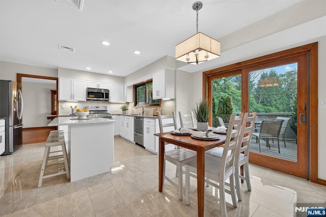 11 Country Ln, Mahwah, NJ 07430 - dining room with recessed lighting