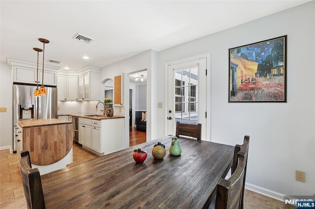 21 Valley Forge Way, Ho-Ho-Kus, NJ 07423 - dining room featuring arched walkways and recessed lighting