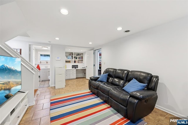21 Valley Forge Way, Ho-Ho-Kus, NJ 07423 - living area with recessed lighting