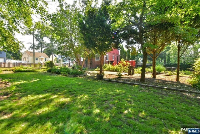 36 Grove St, Waldwick, NJ 07463 - view of yard featuring a residential view