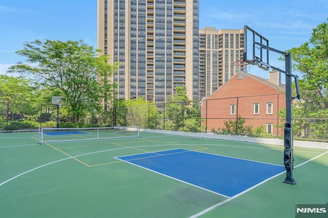 300 Winston Unit 2105, Cliffside Park, NJ 07010 - view of tennis court with community basketball court