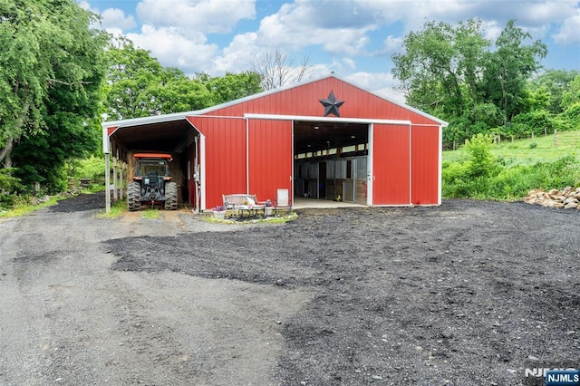 15 Franeks Rd, Hamburg, NJ 07419 - garage featuring a detached garage