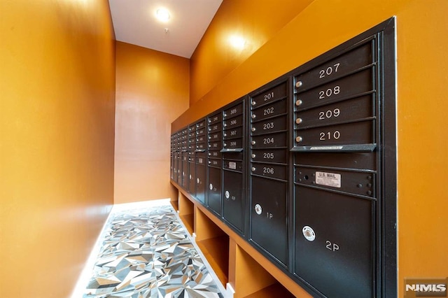 649 38th St Unit 304, Union City, NJ 07087 - view of property's community with mail area