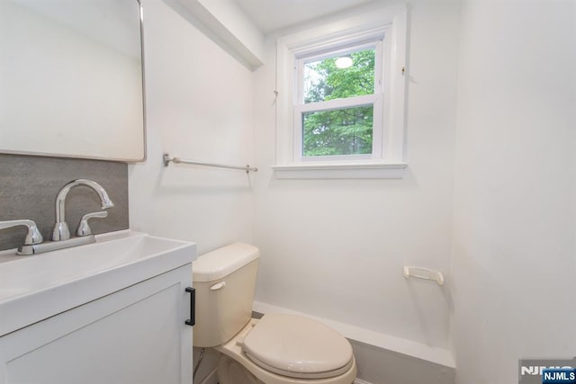 44 Grover Dr, Wayne, NJ 07470 - half bath with backsplash and vanity