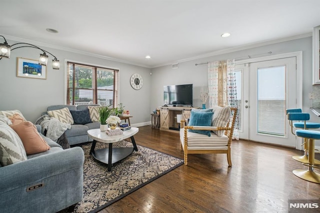 286 State Rt 17, Rutherford, NJ 07070 - living area with ornamental molding, wood finished floors, and recessed lighting