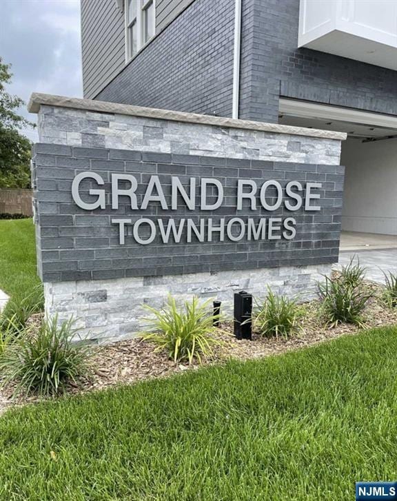 25 Division St Unit 403, Cresskill, NJ 07626 - community sign featuring a yard