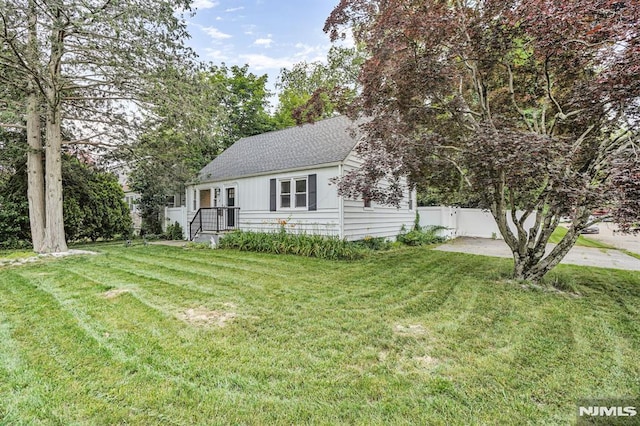 2 Ann St, Bloomingdale, NJ 07403 - view of front of property with roof with shingles