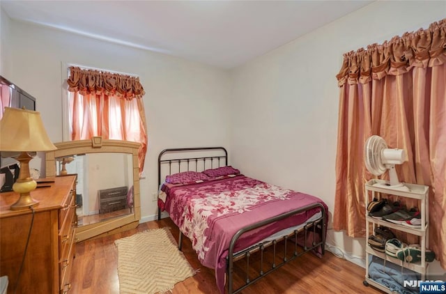 116 Berkeley Ave, Bloomfield, NJ 07003 - bedroom with wood finished floors