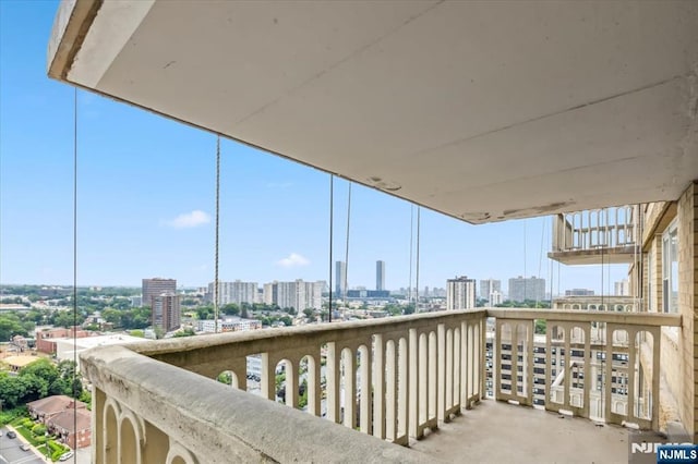 555 N Ave Unit 23C, Fort Lee, NJ 07024 - balcony with a view of city