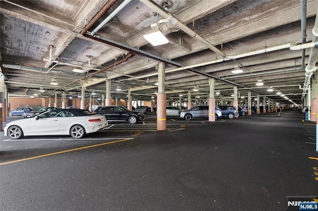 207 Jefferson Ct, Edgewater, NJ 07020 - view of garage