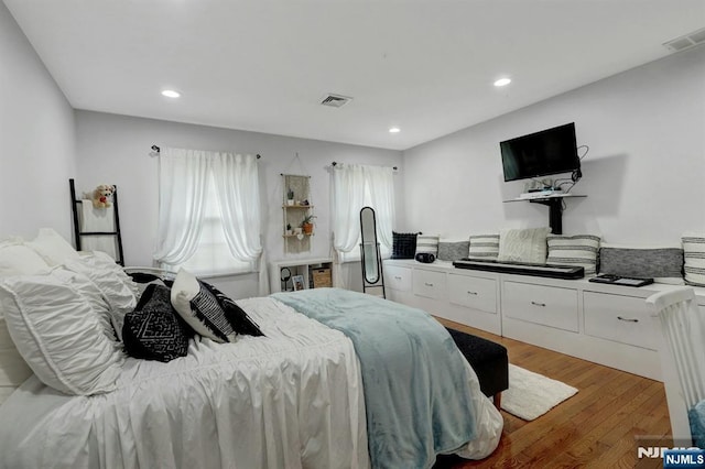 11 Katharina Pl, Twp Of Washington, NJ 07676 - bedroom featuring light wood-style flooring and recessed lighting