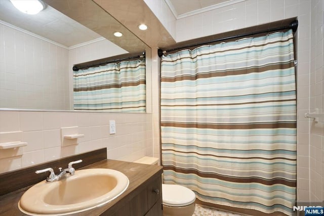 30 Zeliff Ave, Little Falls, NJ 07424 - full bath featuring crown molding, vanity, tile walls, a shower with shower curtain, and recessed lighting
