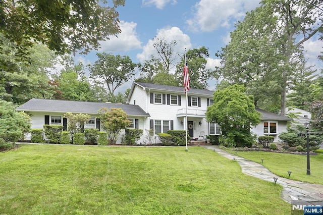 279 Rock Ave, Park Ridge, NJ 07656 - colonial home with a front yard
