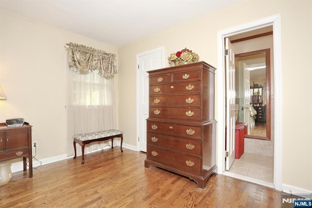 279 Rock Ave, Park Ridge, NJ 07656 - living area with light wood finished floors and baseboards
