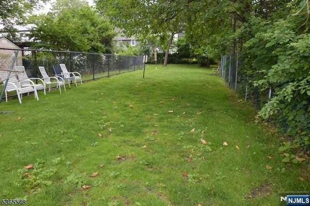 4 Lowell Ct Unit 704, Teaneck, NJ 07666 - view of yard