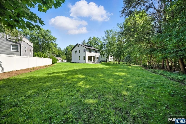 30 Benjamin Rd, Tenafly, NJ 07670 - view of yard