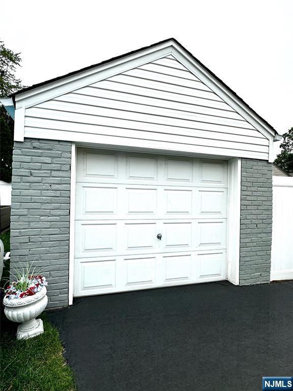 265 Wilson St, Saddle Brook, NJ 07663 - view of garage