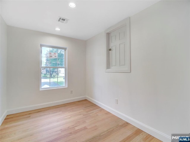 345 Creek Bed Rd, Mountainside, NJ 07092 - spare room featuring light wood finished floors and recessed lighting