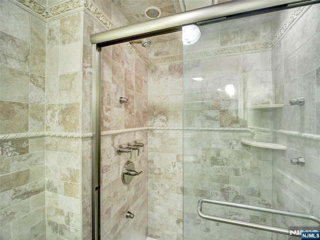 250 Gorge Rd Unit 16D, Cliffside Park, NJ 07010 - bathroom with a shower stall