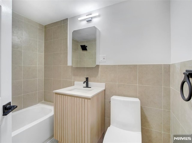 112-122 Halsted, Newark, NJ 07106 - full bathroom featuring vanity, tile walls, and shower / bath combination