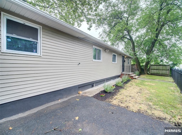 112-122 Halsted, Newark, NJ 07106 - view of side of home