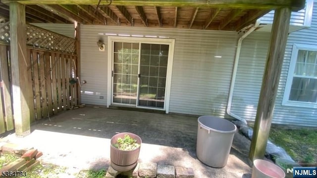 11 Bobolink Ct, Wayne, NJ 07470 - view of patio