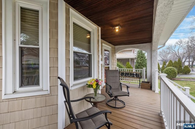 460 River Rd, Bogota, NJ 07603 - view of porch