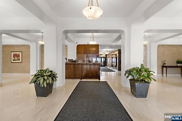 555 N Ave Unit 15W, Fort Lee, NJ 07024 - welcome area featuring arched walkways