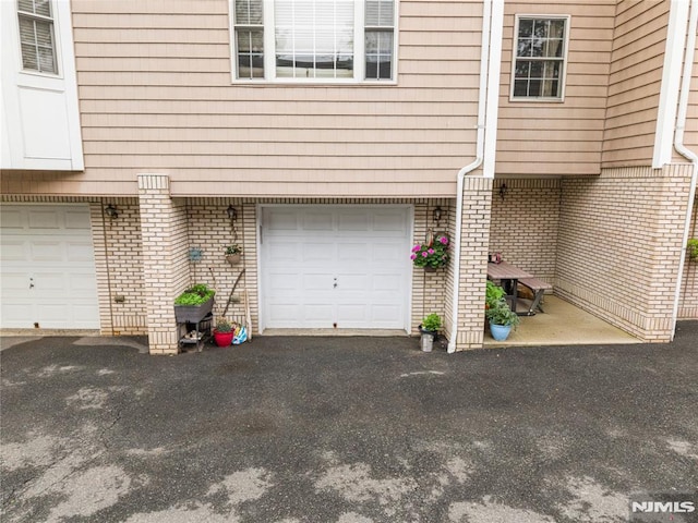 87 Centre St Unit 2, Nutley, NJ 07110 - view of garage
