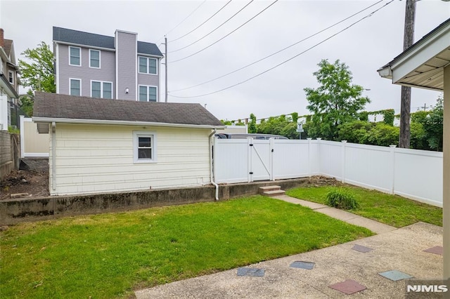 115 Wilson Ave, Rutherford, NJ 07070 - fenced backyard with a gate