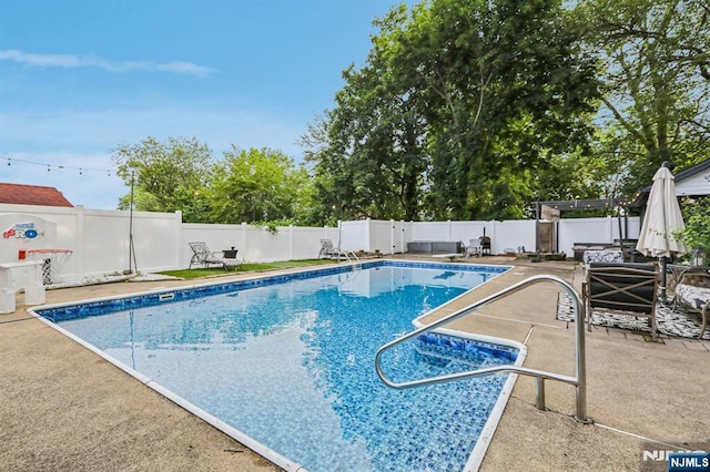 21 Mountainview Ave, Nutley, NJ 07110 - view of pool featuring a fenced backyard and a patio area