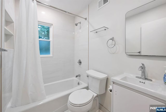 97 Palisade Ave, Leonia, NJ 07605 - full bath with shower / bathtub combination with curtain and vanity