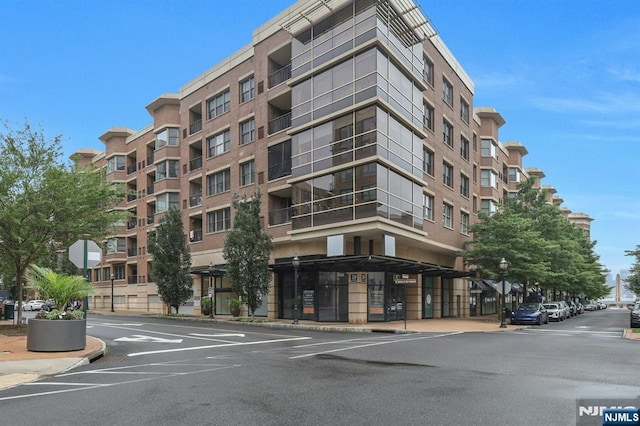 20 Ave At Port Imperial 425, West New York, NJ 07093 - view of apartment building / complex