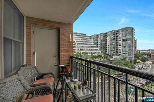 20 Ave At Port Imperial 425, West New York, NJ 07093 - view of balcony