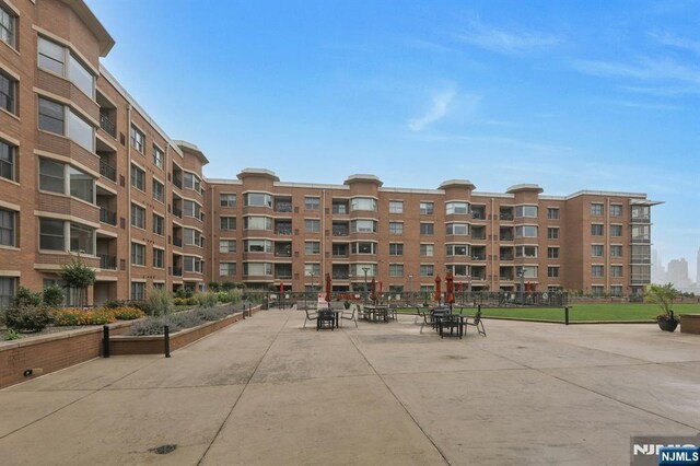 20 Ave At Port Imperial 425, West New York, NJ 07093 - view of property's community