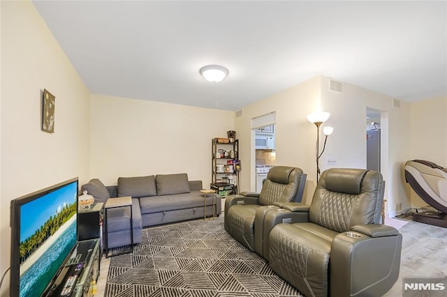 2171 Ellery Ave Unit A, Fort Lee, NJ 07024 - view of living area