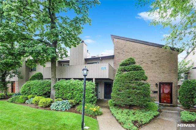 2171 Ellery Ave Unit A, Fort Lee, NJ 07024 - view of building exterior