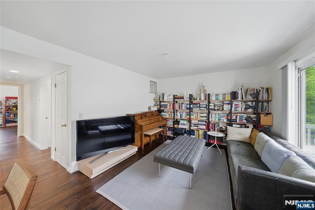 223 Orchard Park, Allendale, NJ 07401 - living room with wood finished floors