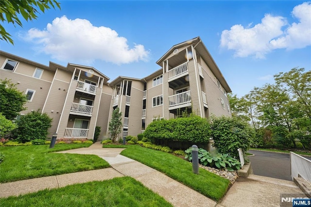 223 Orchard Park, Allendale, NJ 07401 - view of property