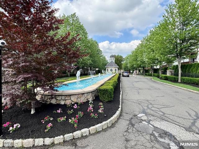 7207 Ravenscroft Rd Unit 7207, Clifton, NJ 07013 - view of pool