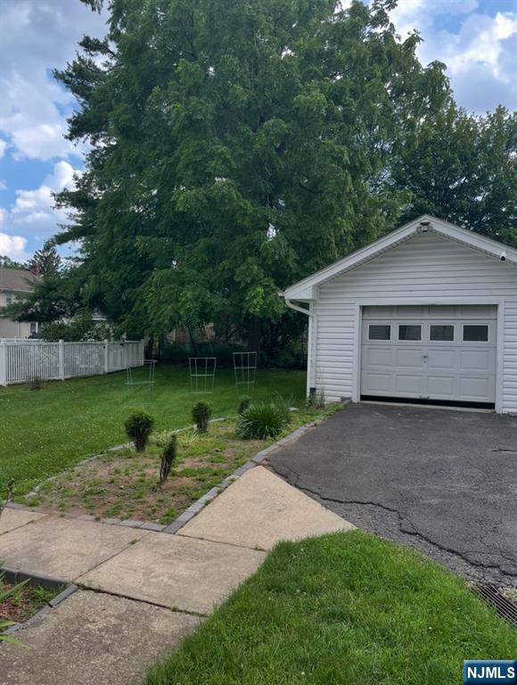114 Hillside Ave, Teaneck, NJ 07666 - detached garage with asphalt driveway