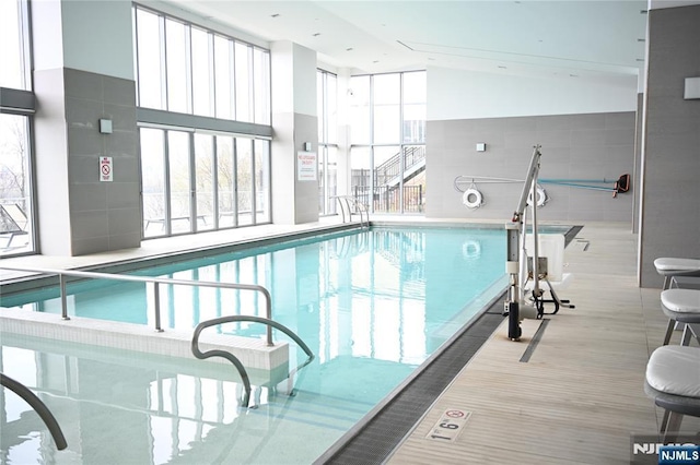 320 Adolphus Ave Unit 422, Cliffside Park, NJ 07010 - view of indoor pool