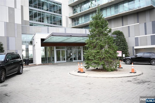 320 Adolphus Ave Unit 422, Cliffside Park, NJ 07010 - view of building exterior